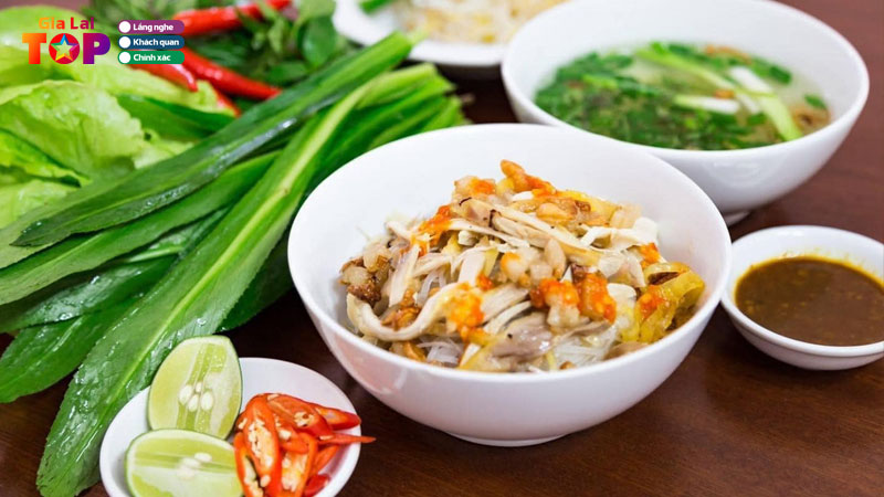 Top-10-quan-pho-kho-o-gia-lai-ngon-nuc-tieng-ban-nen-thu-gialaitoplist