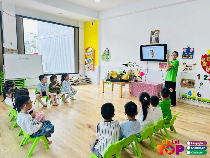 Mam-non-co-ba-la-clover-kindergarten-gialaitoplist