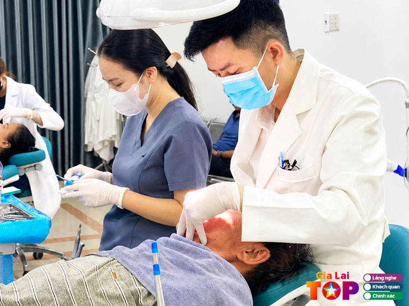 Dich-vu-cham-soc-rang-mieng-tai-viet-phap-dental-gialaitoplist