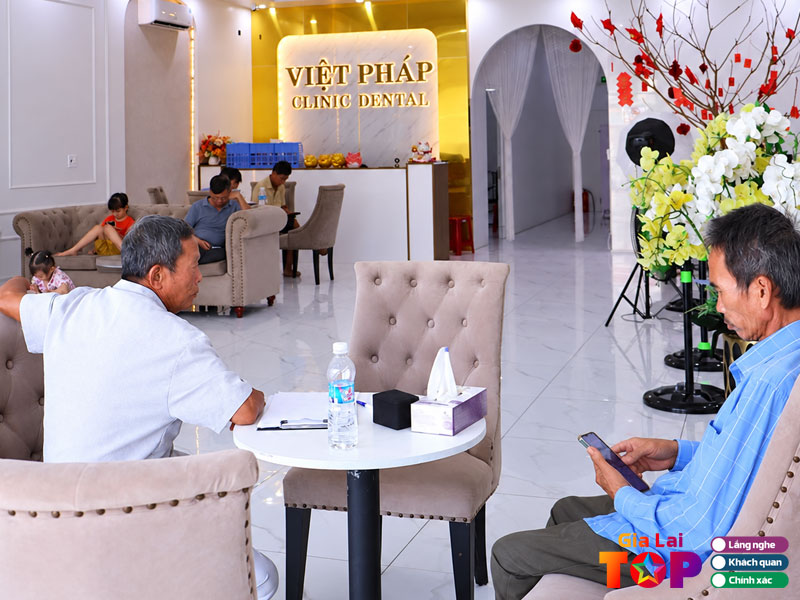 Doi-net-ve-viet-phap-dental-gialaitoplist