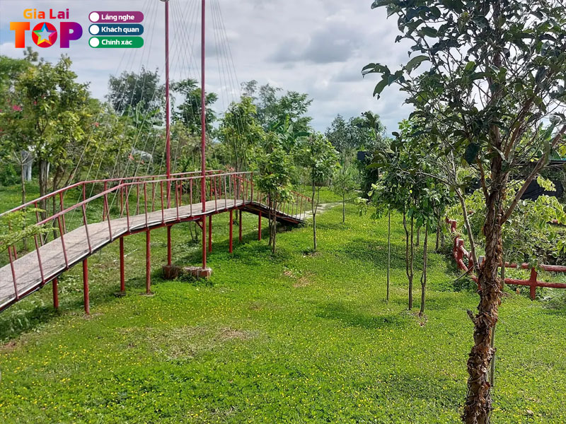 Khu-du-lich-sinh-thai-nong-trai-lang-pi-gialaitoplist